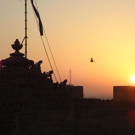 Ganesh Guest House Jaisalmer Esterno foto